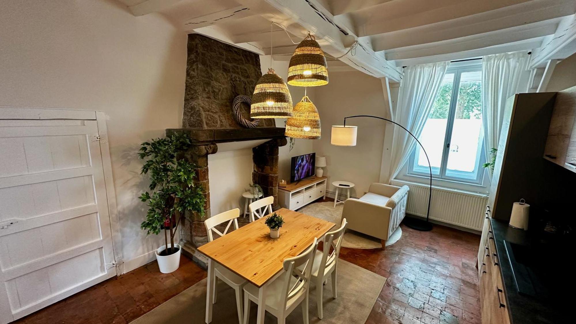Cense De Lalouette Apartment Saint-Ghislain Bagian luar foto